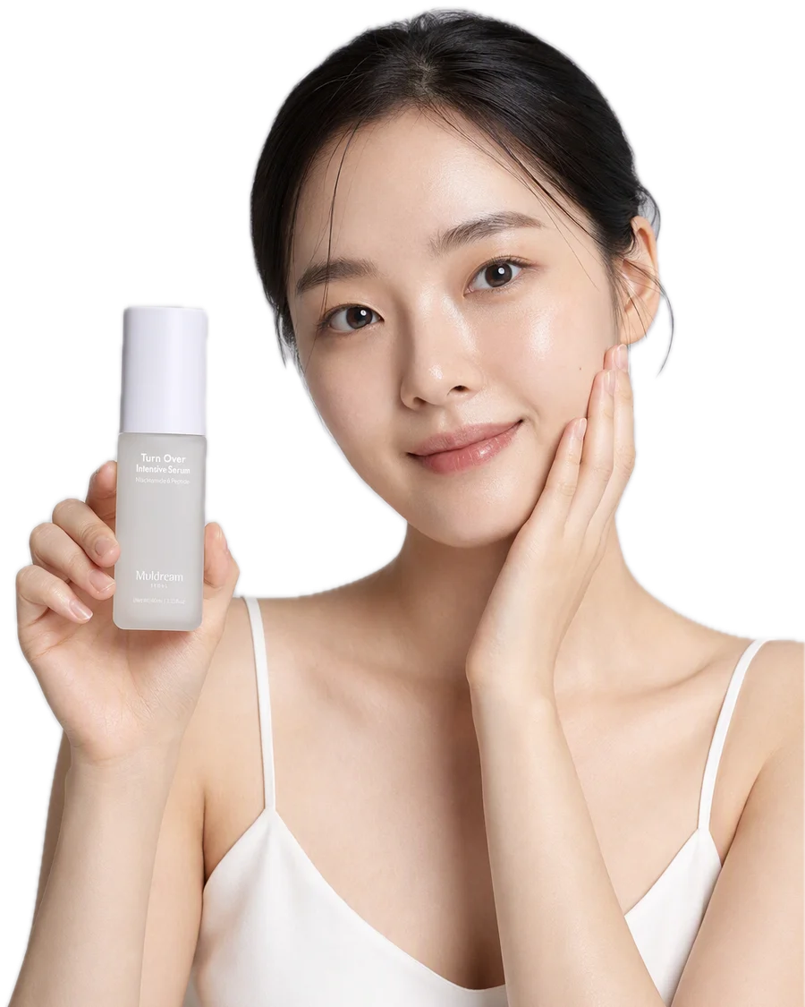 Turn Over Intensive Serum – Niasinamid Peptit Gece Serumu 40 ml kullanan model