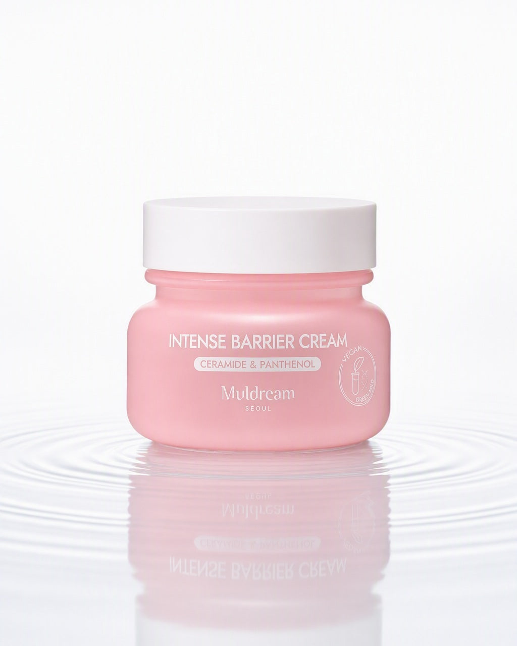 Intense Barrier Cream — su üstünde, yayılan halkalar
