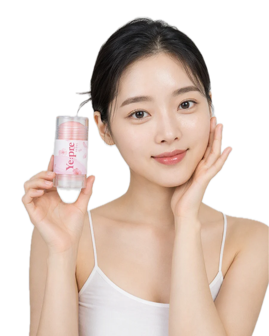 Cherry Blossom Mud Stick Mask Nemlendirici Hyaluronic Acid Kil Maskesi Kore 40g kullanan model