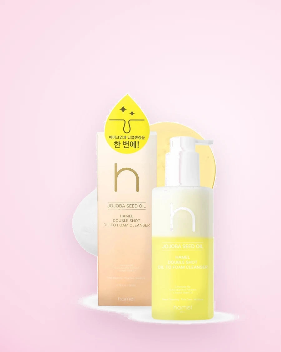Double Shot Oil to Foam Cleanser kullanan model