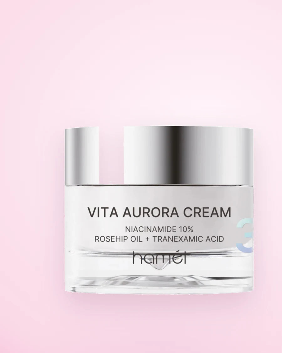 3X Vita Aurora Cream kullanan model